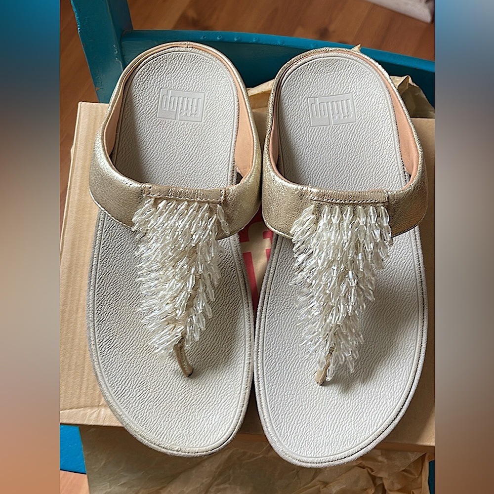 🔹 FITFLOP 🔹 Rumba beaded thong sandals size 5
